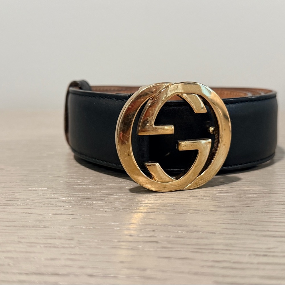 Gucci Black Leather Belt with Gold Interlocking G Logo